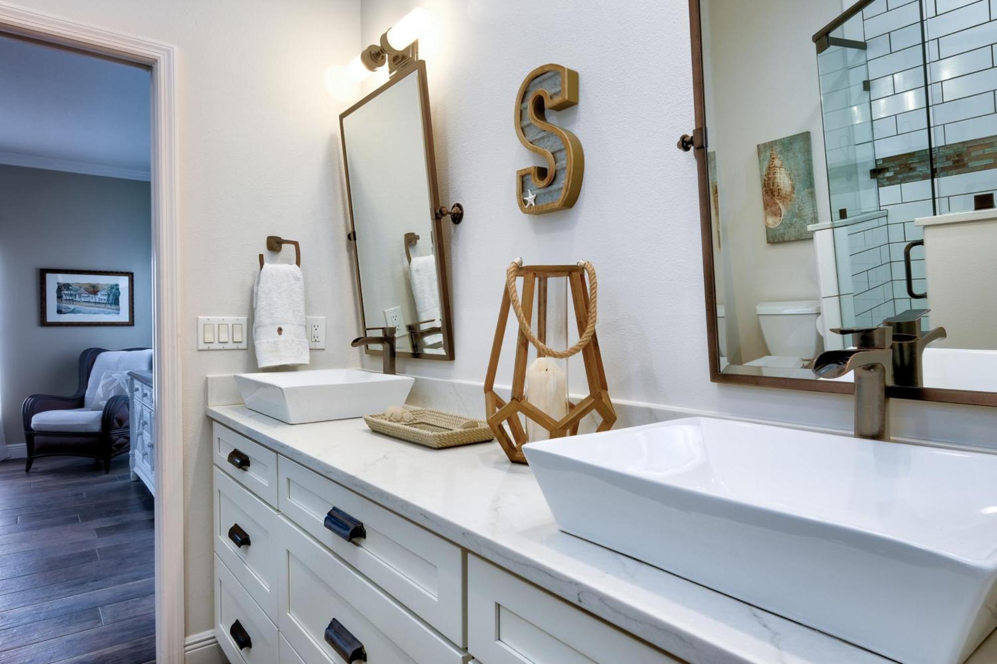 בראדנטון ביץ' Hibiscus Hideaway Condo Walk To Historic Bridge St מראה חיצוני תמונה