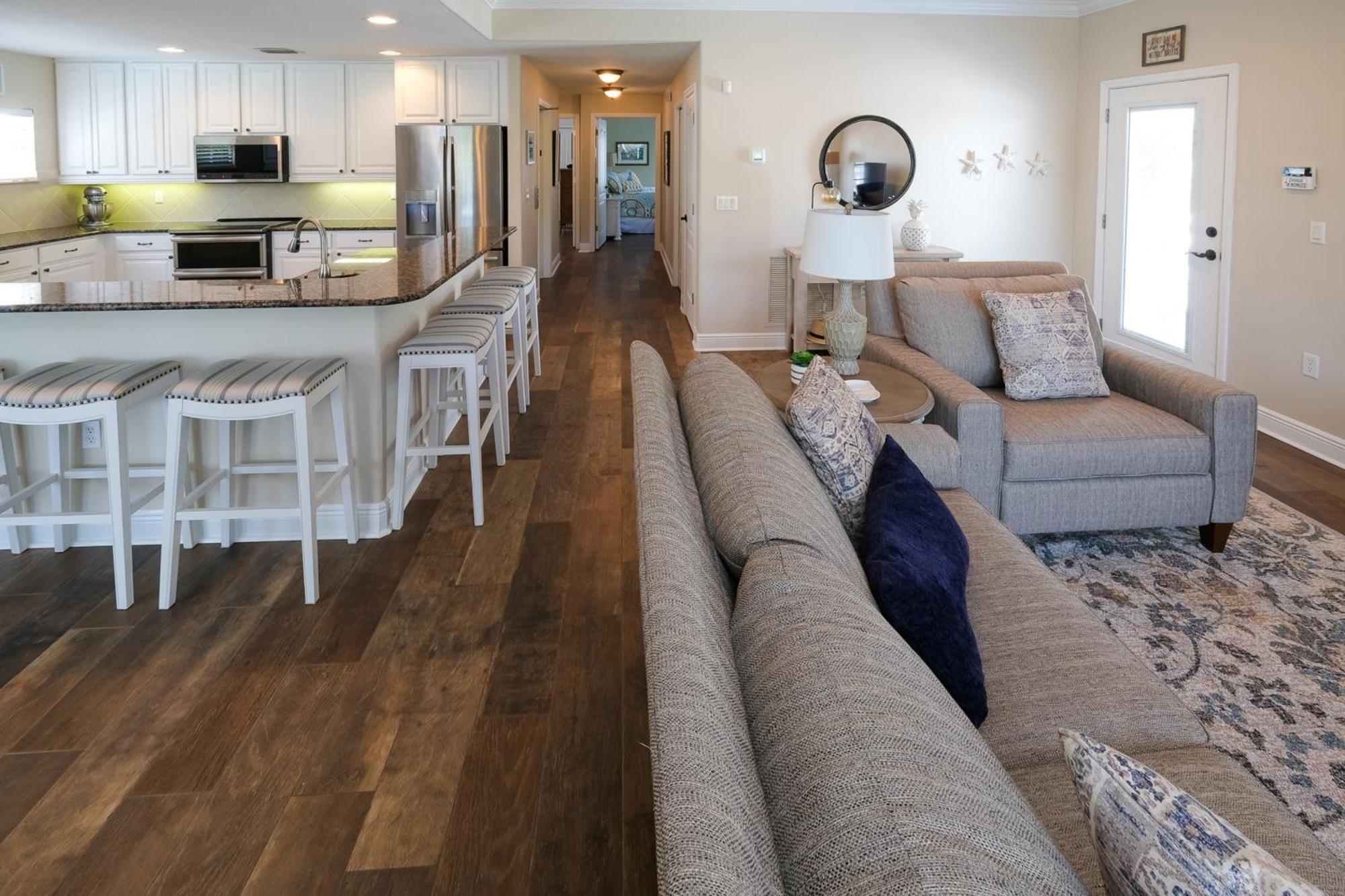בראדנטון ביץ' Hibiscus Hideaway Condo Walk To Historic Bridge St מראה חיצוני תמונה