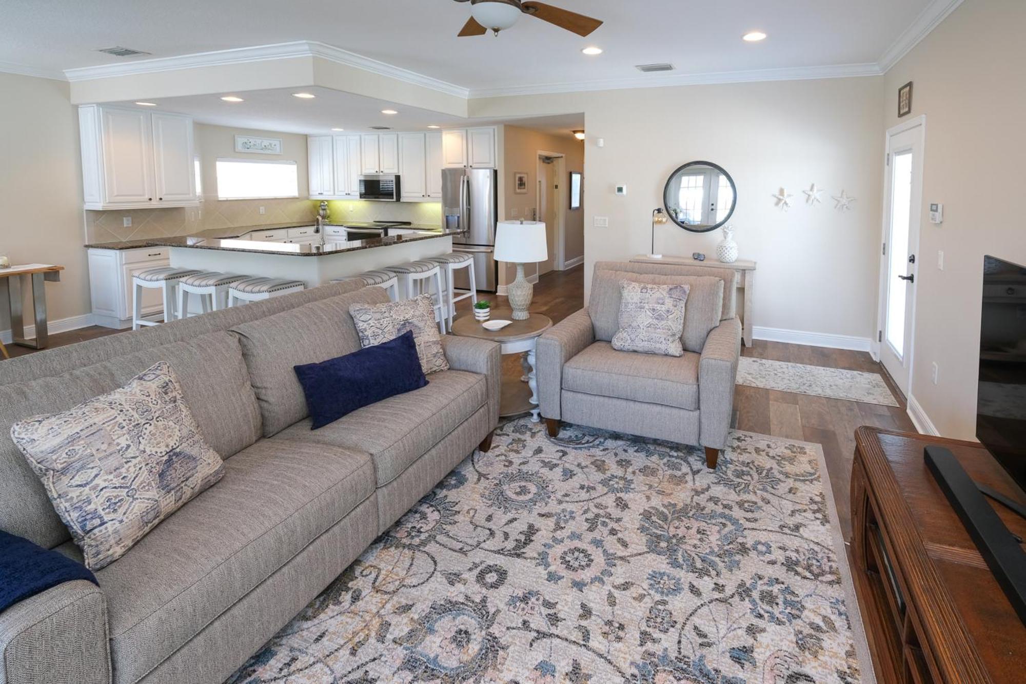בראדנטון ביץ' Hibiscus Hideaway Condo Walk To Historic Bridge St מראה חיצוני תמונה