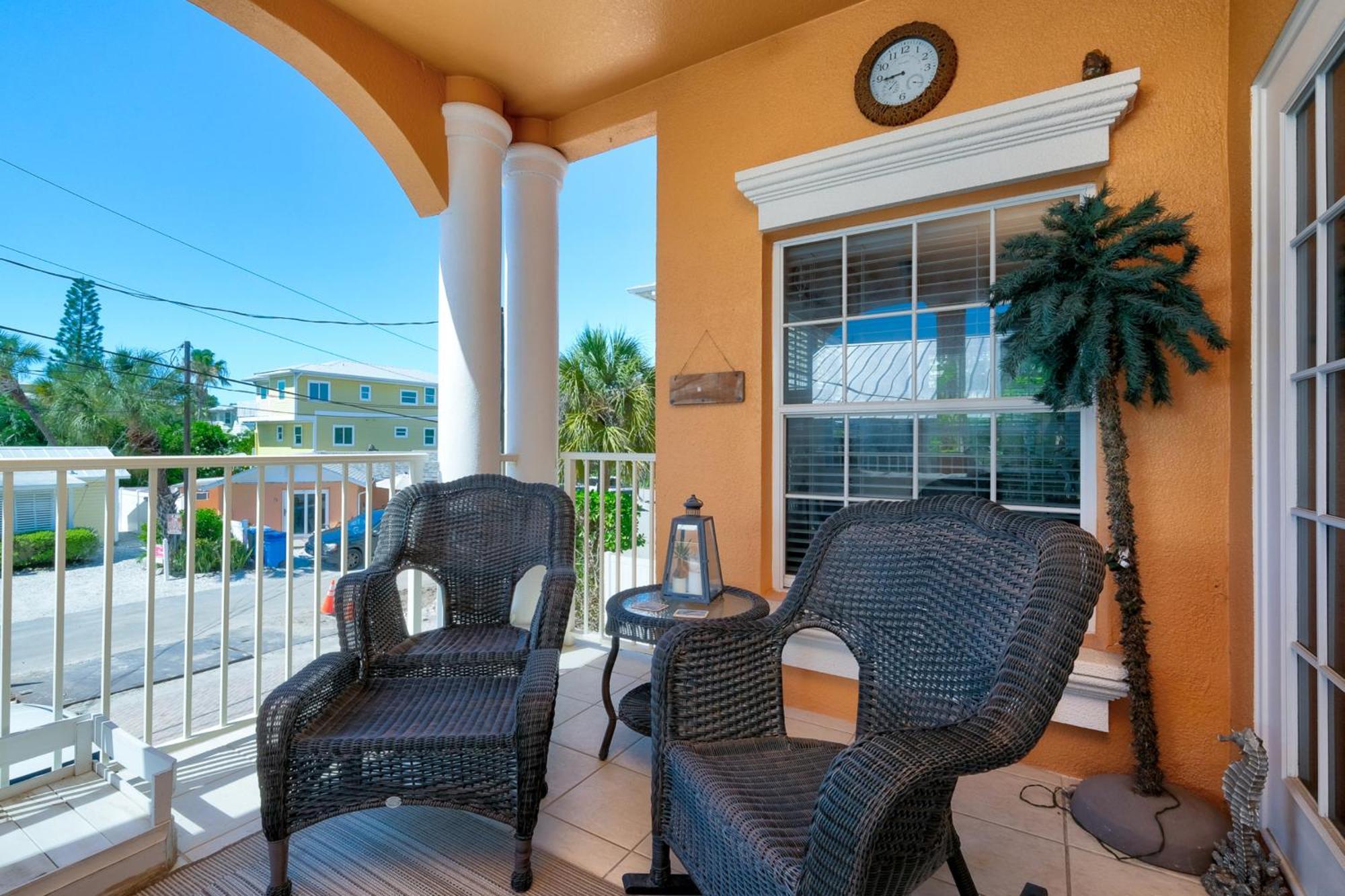 בראדנטון ביץ' Hibiscus Hideaway Condo Walk To Historic Bridge St מראה חיצוני תמונה